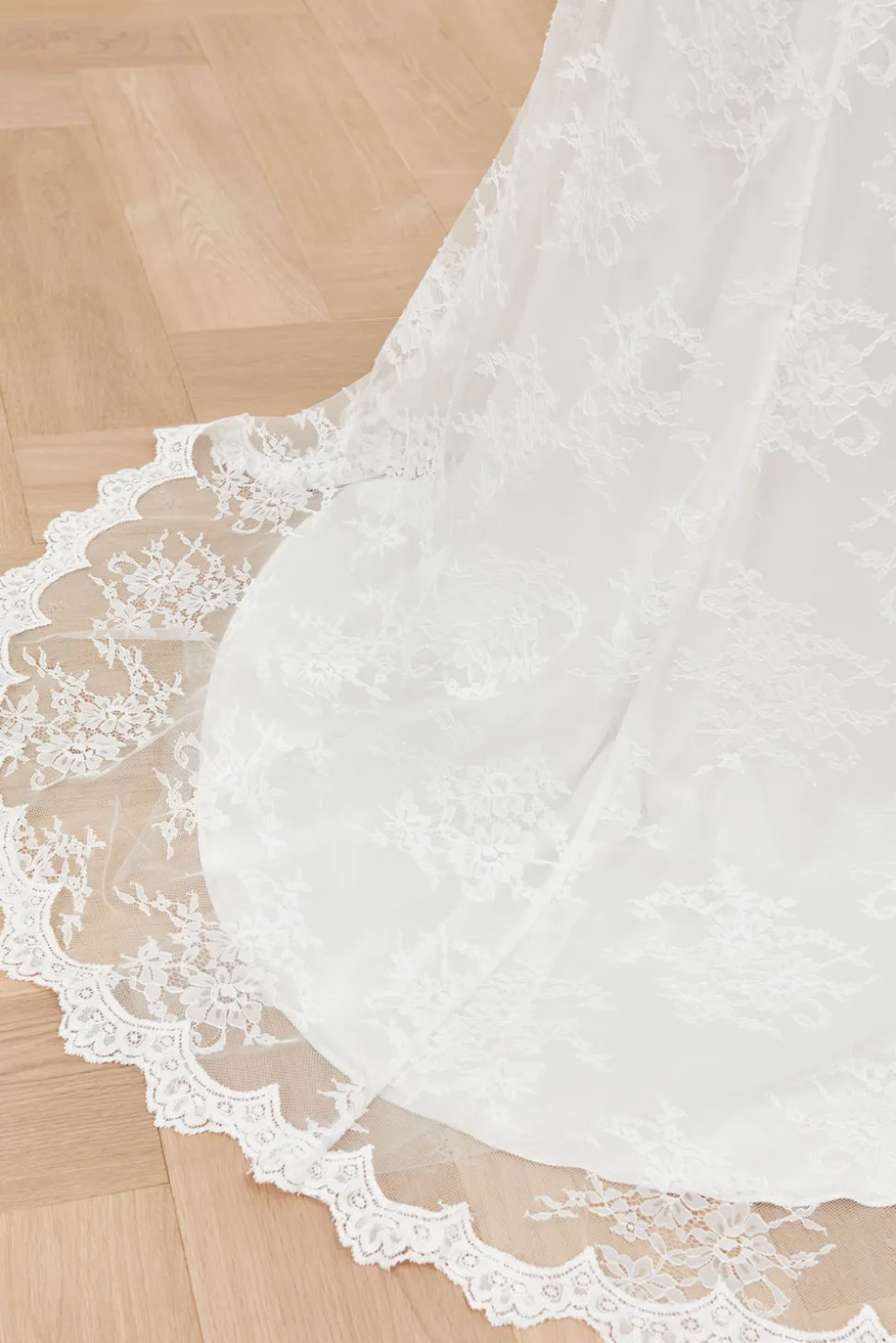 Adriana brudklänning