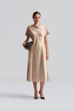 Alivia midiklänning