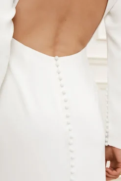 Aurora brudklänning