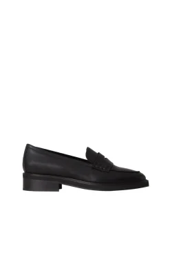 Leona loafers