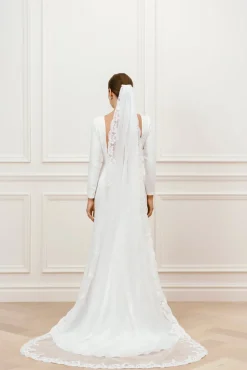 Lång slöja med spetskant