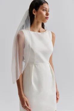 Sky mist kort slöja